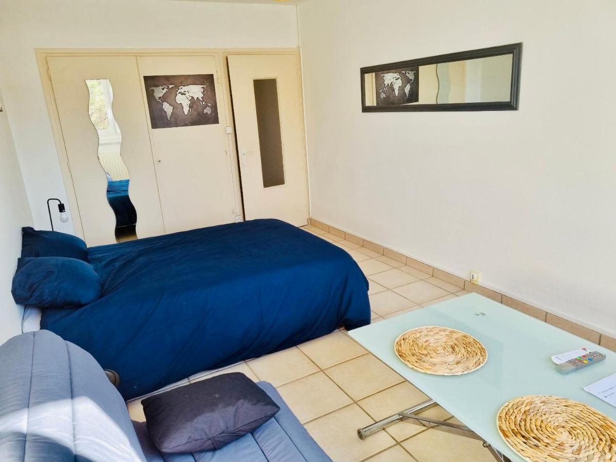 Entree Autonome 24H Sur 24H Chalon Centre Ville Apartment Bagian luar foto